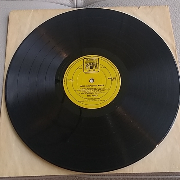 The Kinks - Well Respected Kinks LP - Picture 3 of 4